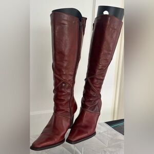 Elegant Maroon Leather Heeled Boots